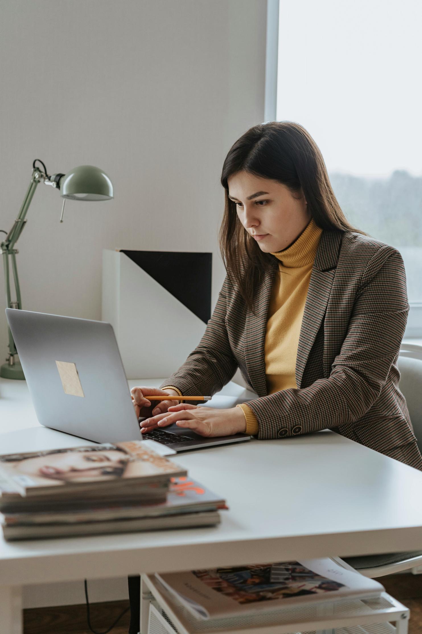 wie man den Laptopnamen im cmd findet